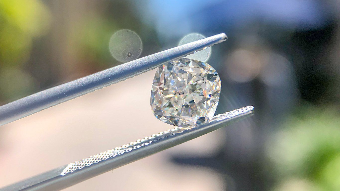 Types of hot sale cushion cut