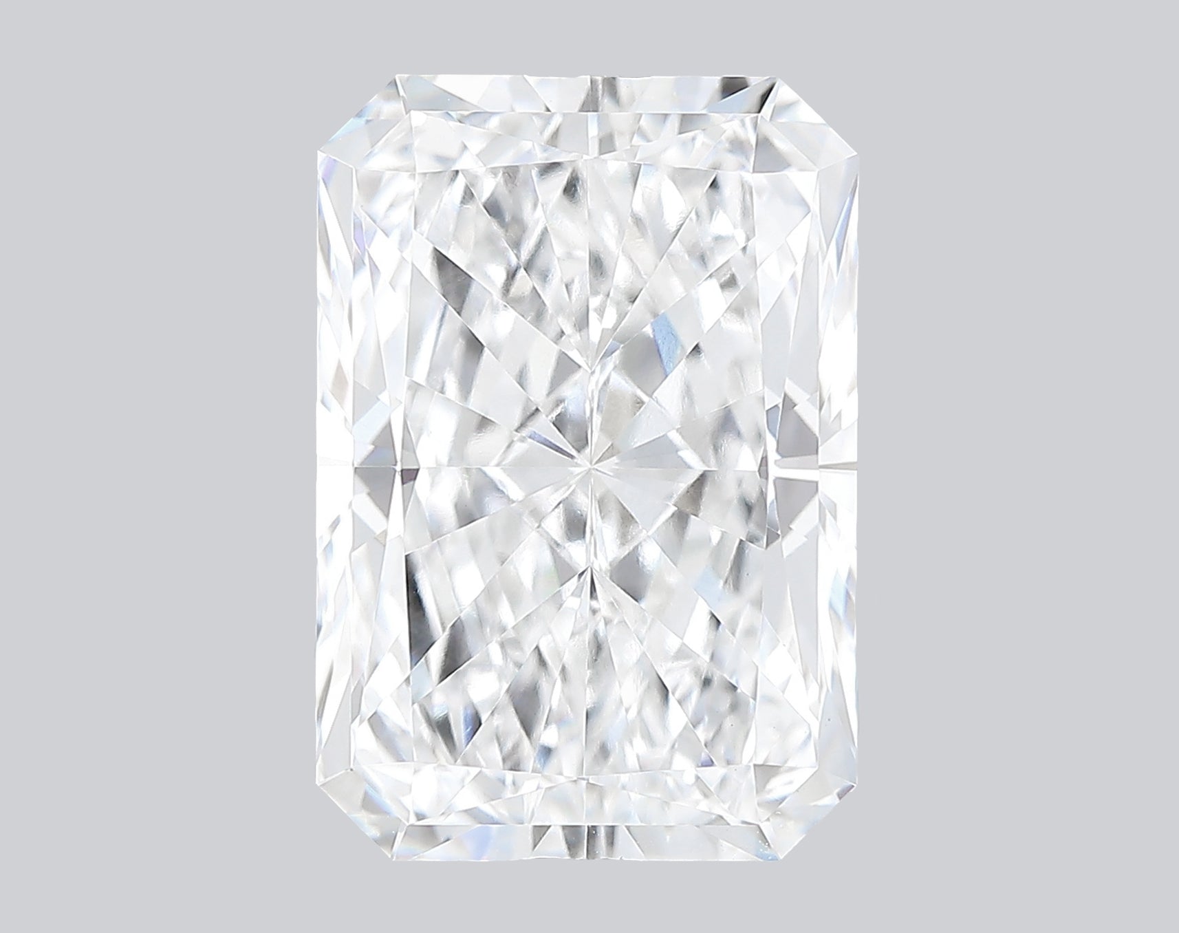 5.04 Carat D-VS1 Radiant Lab Grown Diamond - IGI (#121000)