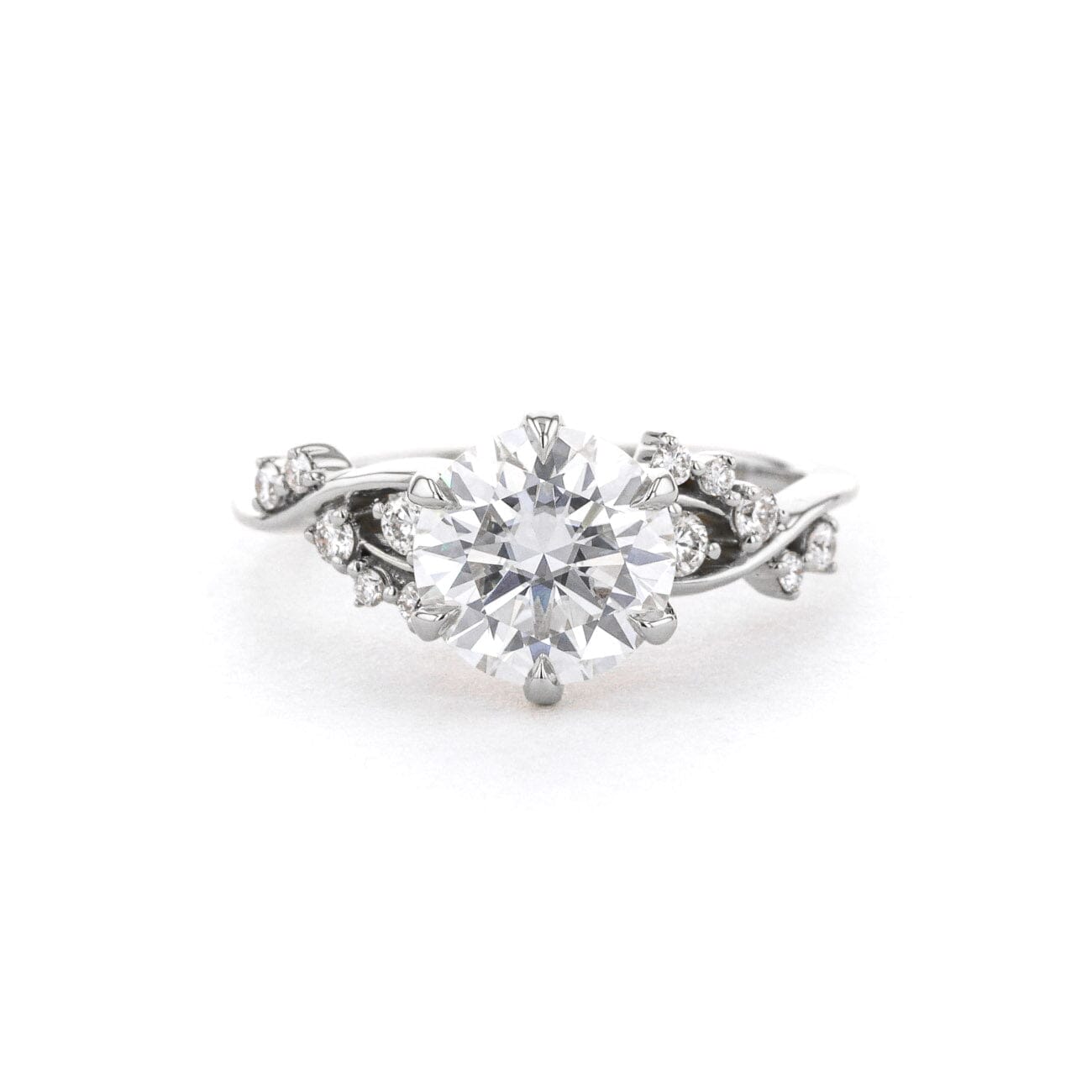 1.6mm Ariel Round Engagement Rings Princess Bride Diamonds