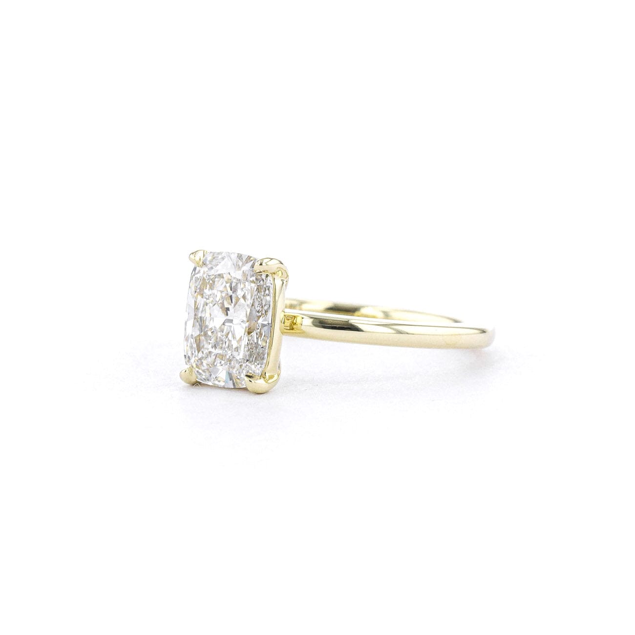 1.6mm Leah Elongated Cushion High Polish Engagement Rings Princess Bride Diamonds
