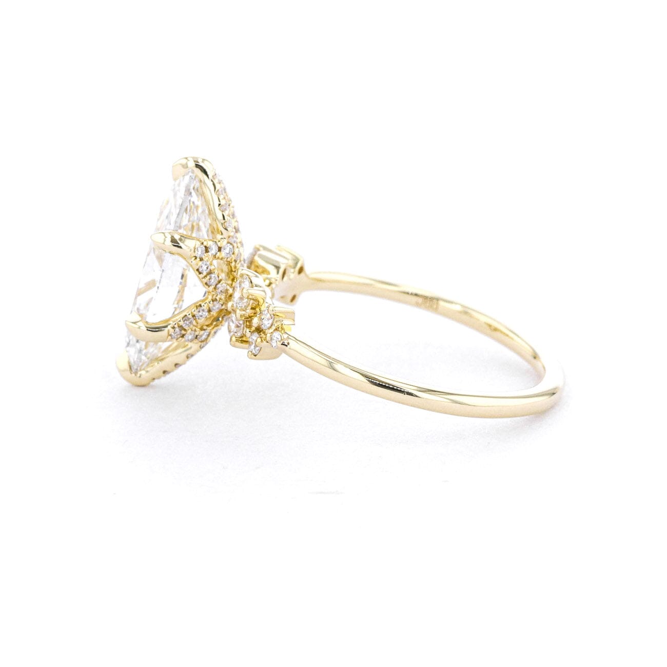 1.6mm Luna Marquise Engagement Rings Princess Bride Diamonds