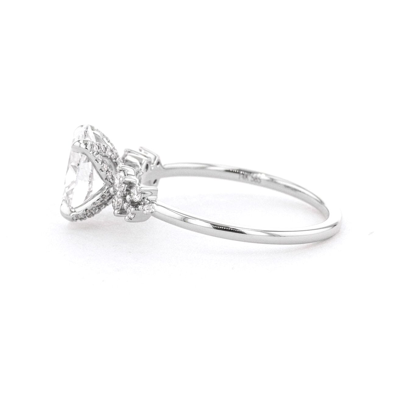 1.6mm Luna Oval Engagement Rings Princess Bride Diamonds