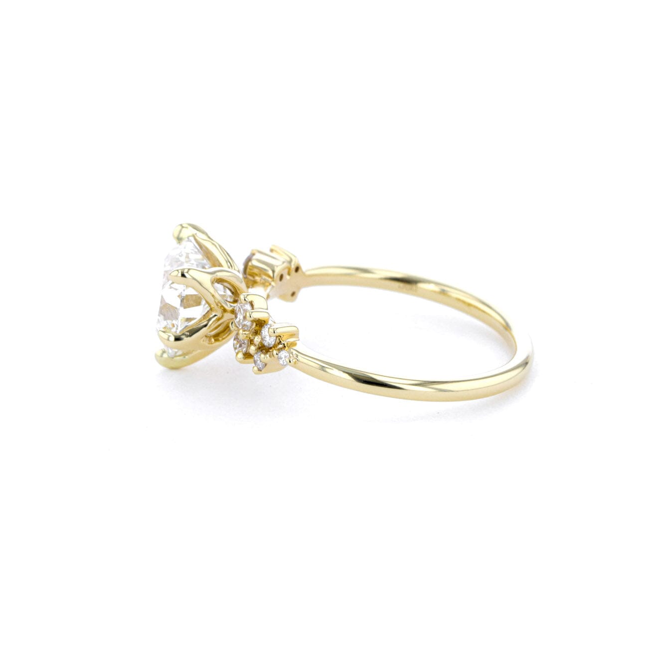 1.6mm Nova Heart Engagement Rings Princess Bride Diamonds
