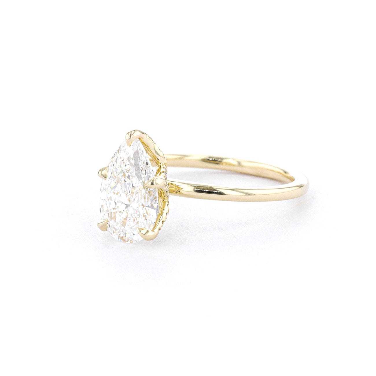 1.6mm Samantha Pear High Polish Engagement Rings Princess Bride Diamonds