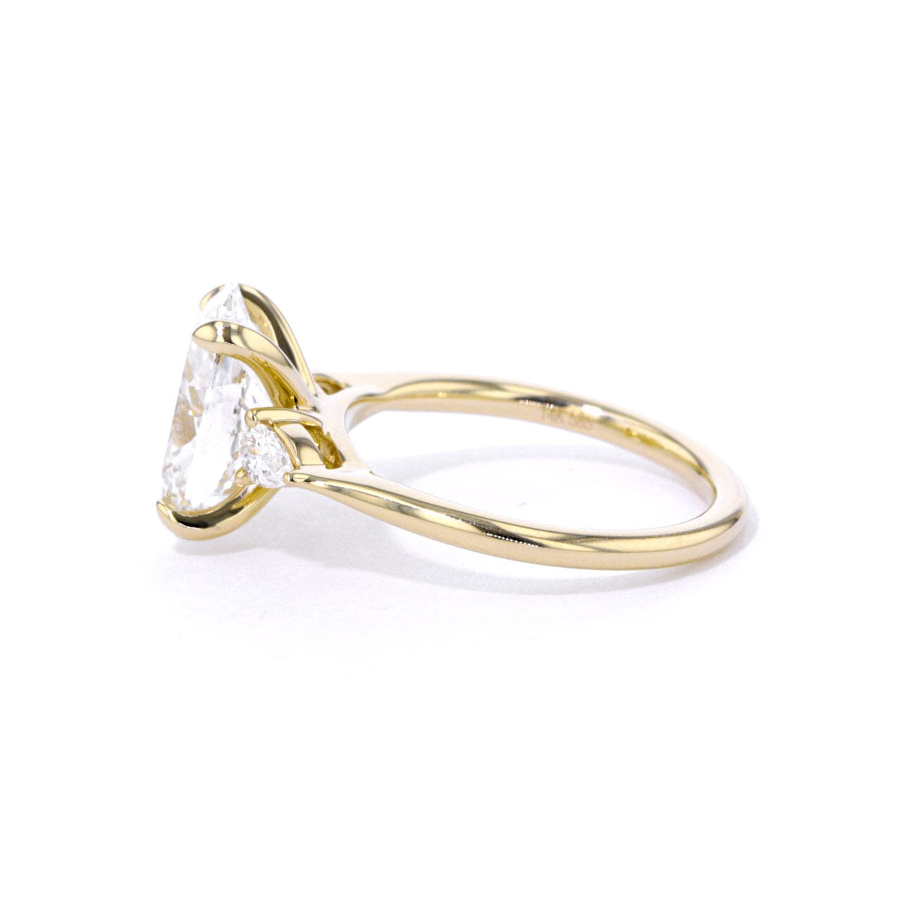 1.8mm Gracie Oval Engagement Rings Princess Bride Diamonds