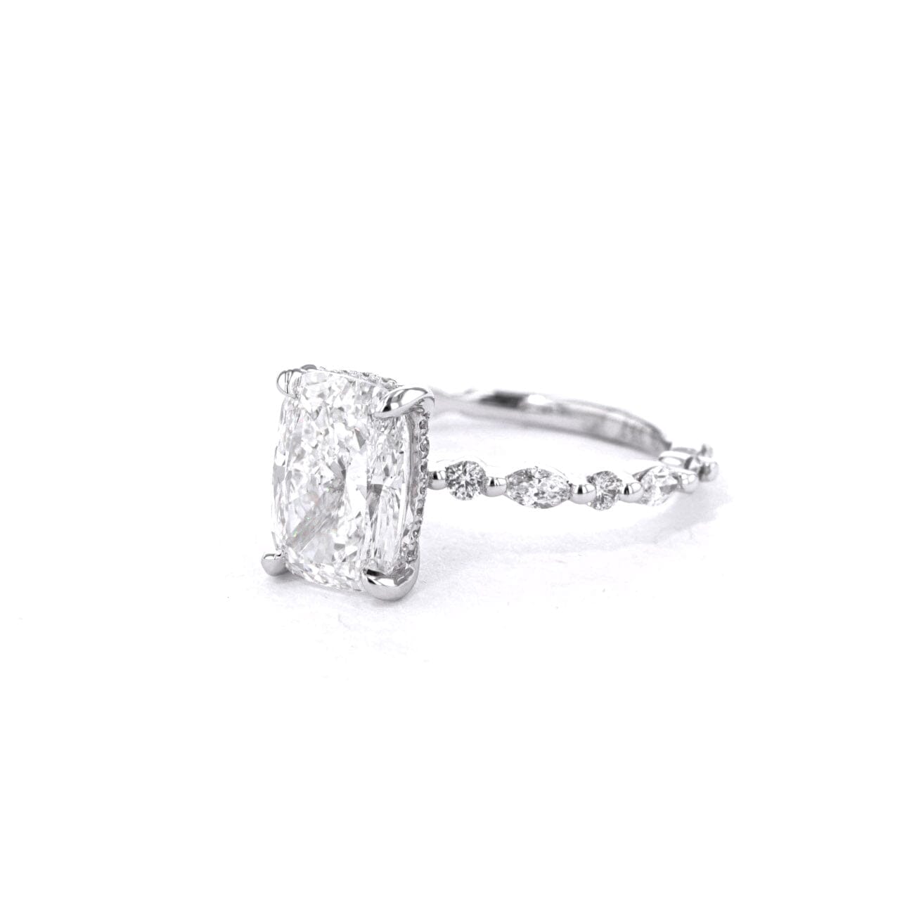 1.8mm Rei Cushion Engagement Rings Princess Bride Diamonds