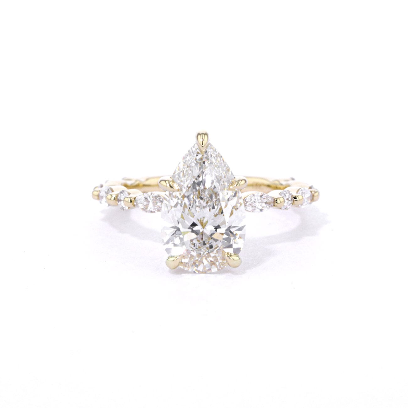 1.8mm Rei Pear Engagement Rings Princess Bride Diamonds