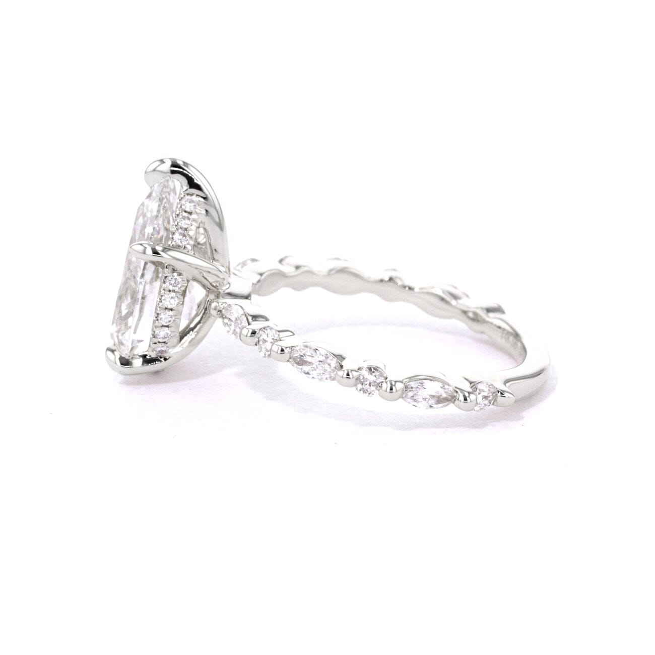 1.8mm Rei Pear Engagement Rings Princess Bride Diamonds