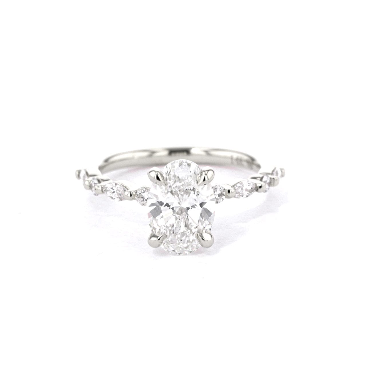 1.8mm Tori Oval Engagement Rings Princess Bride Diamonds