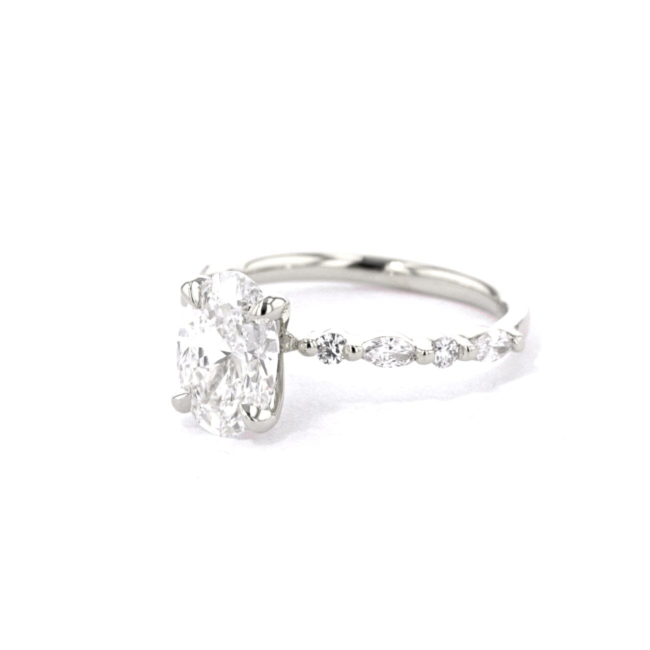 1.8mm Tori Oval Engagement Rings Princess Bride Diamonds