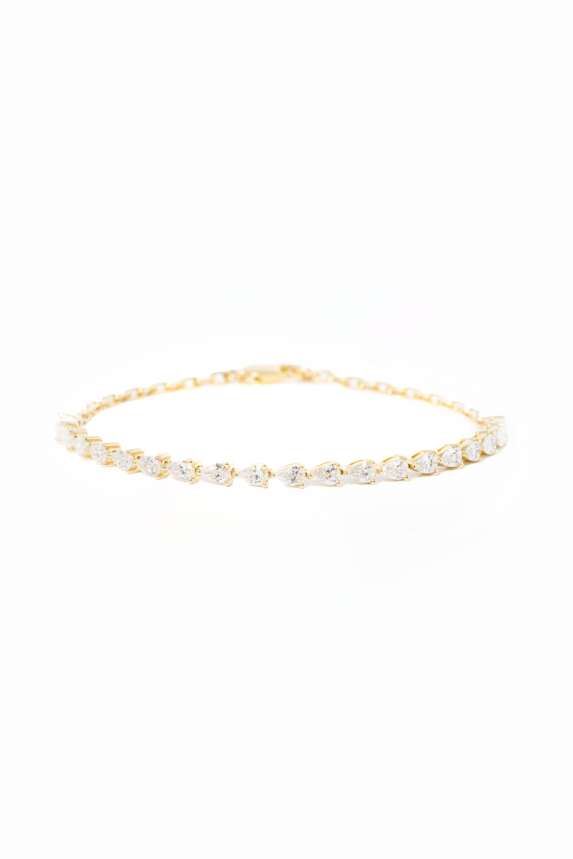 Pear-Diamond-Tennis-Paperclip-New_dda8ce06-abd4-41f9-adfb-33dcc43cfa06.jpg