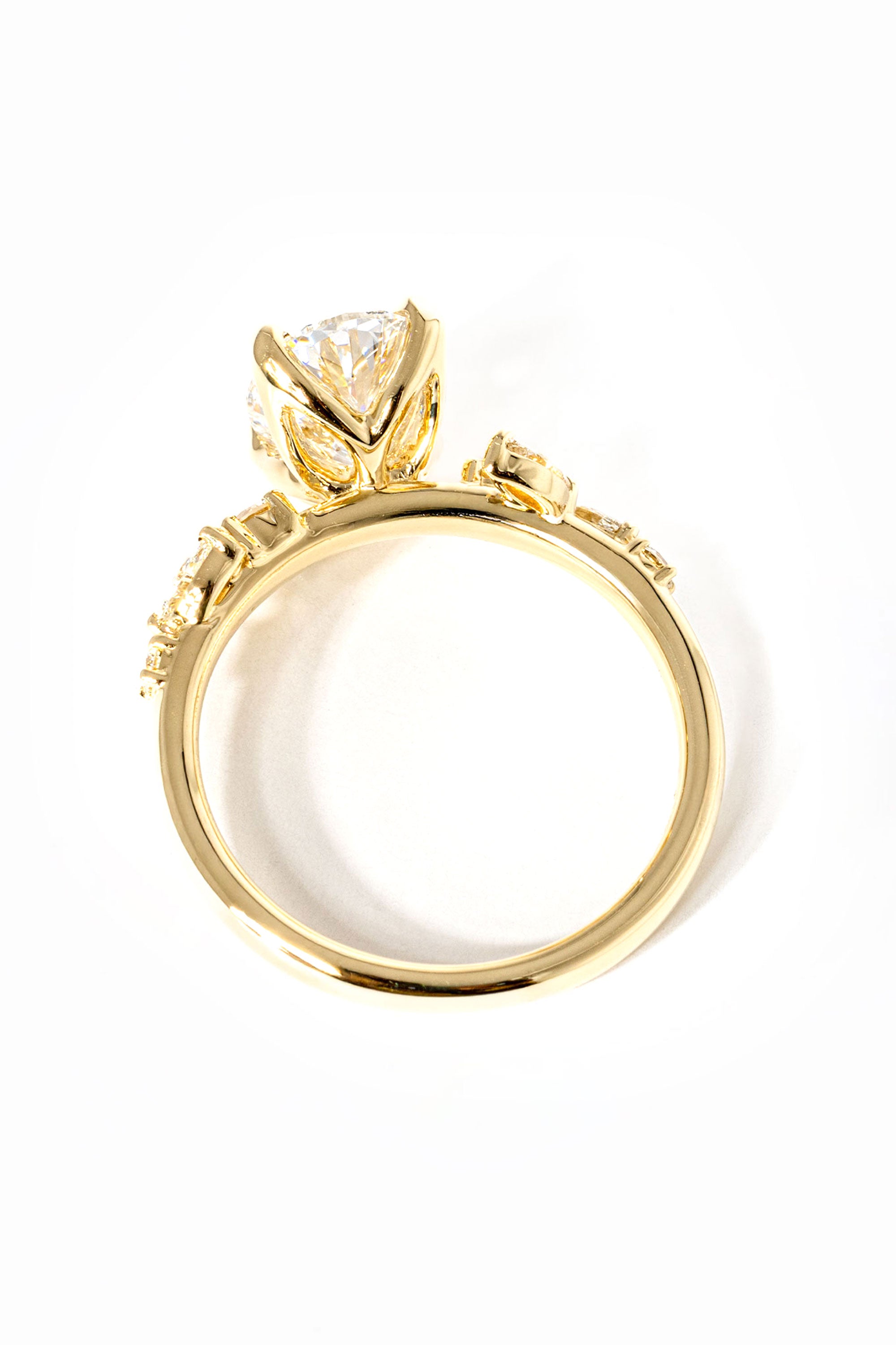 Sage Oval
