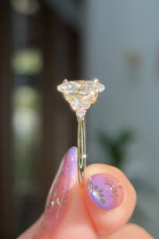 2.04ct E-VVS2 Oval Lab Diamond Lindsey