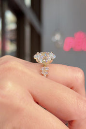 6.08ct D-VS1 Oval Lab Diamond Supernova