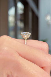 4.00ct D-VS1 Round Lab Diamond Samantha