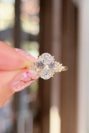 2.5ct Oval Lab Diamond Nova