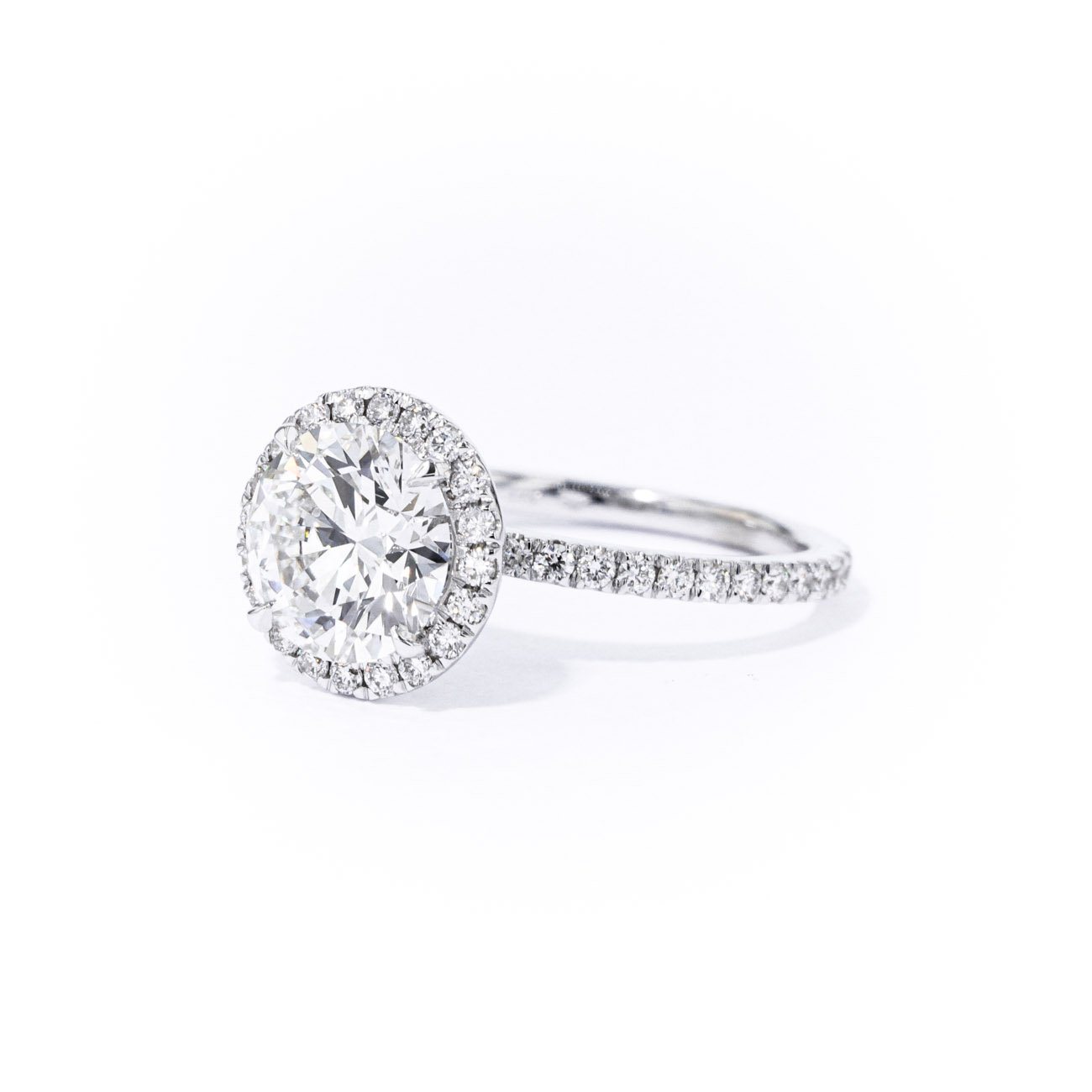 1.6mm Angela Round Engagement Rings Princess Bride Diamonds