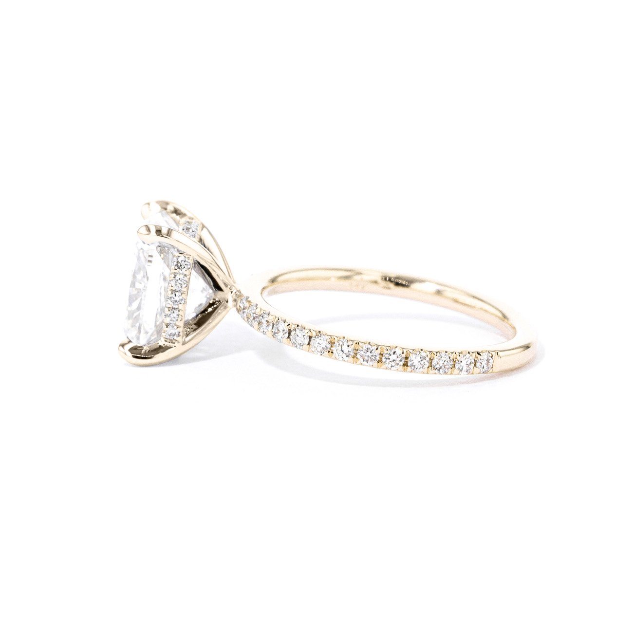 1.6mm Kayla Cushion Engagement Rings Princess Bride Diamonds