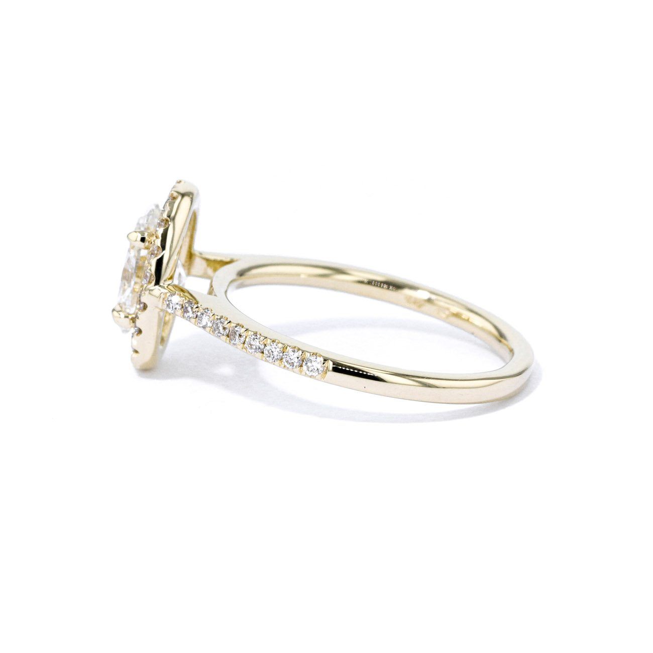 1.6mm Lynn Oval Engagement Rings Princess Bride Diamonds