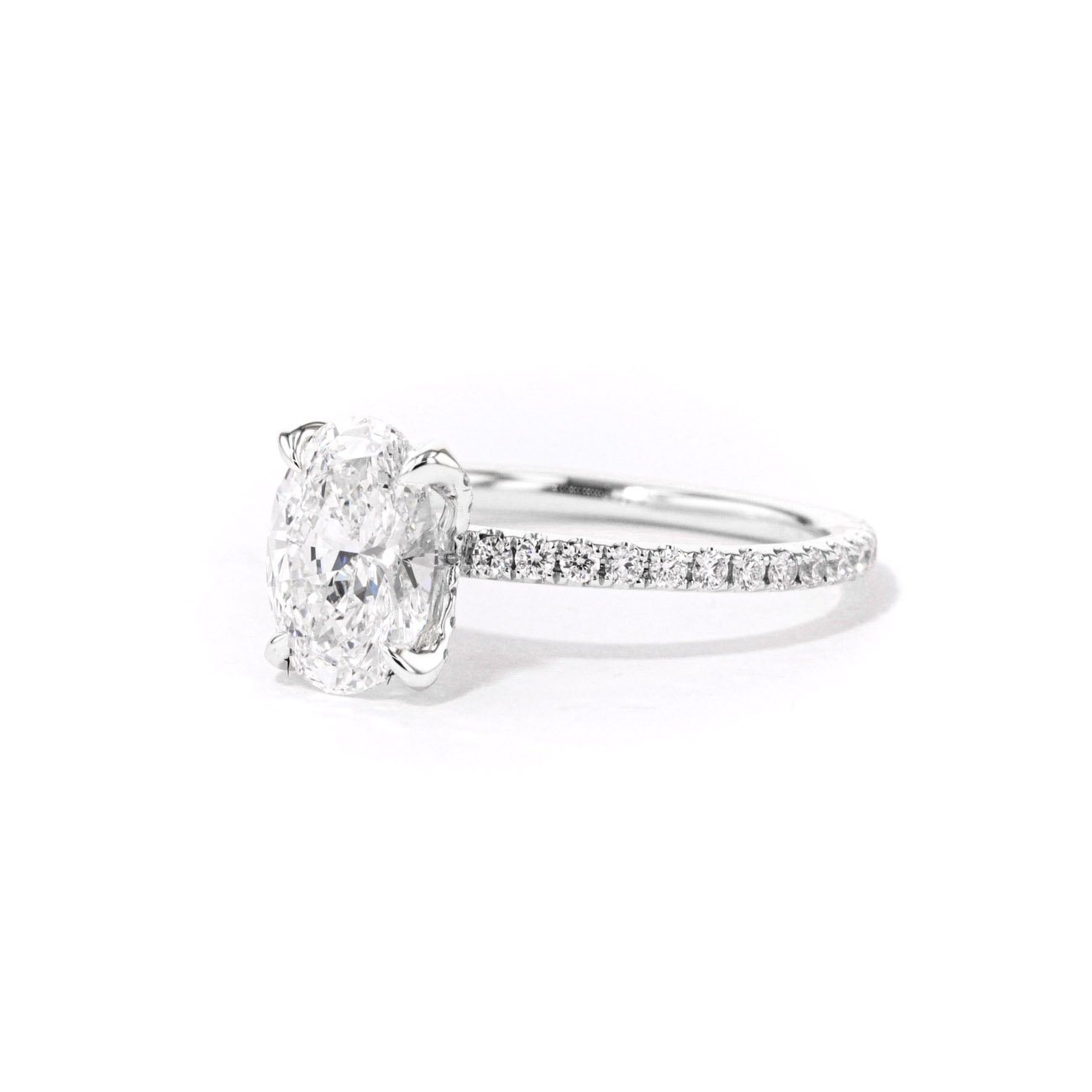 1.6mm Samantha Oval Engagement Rings Princess Bride Diamonds