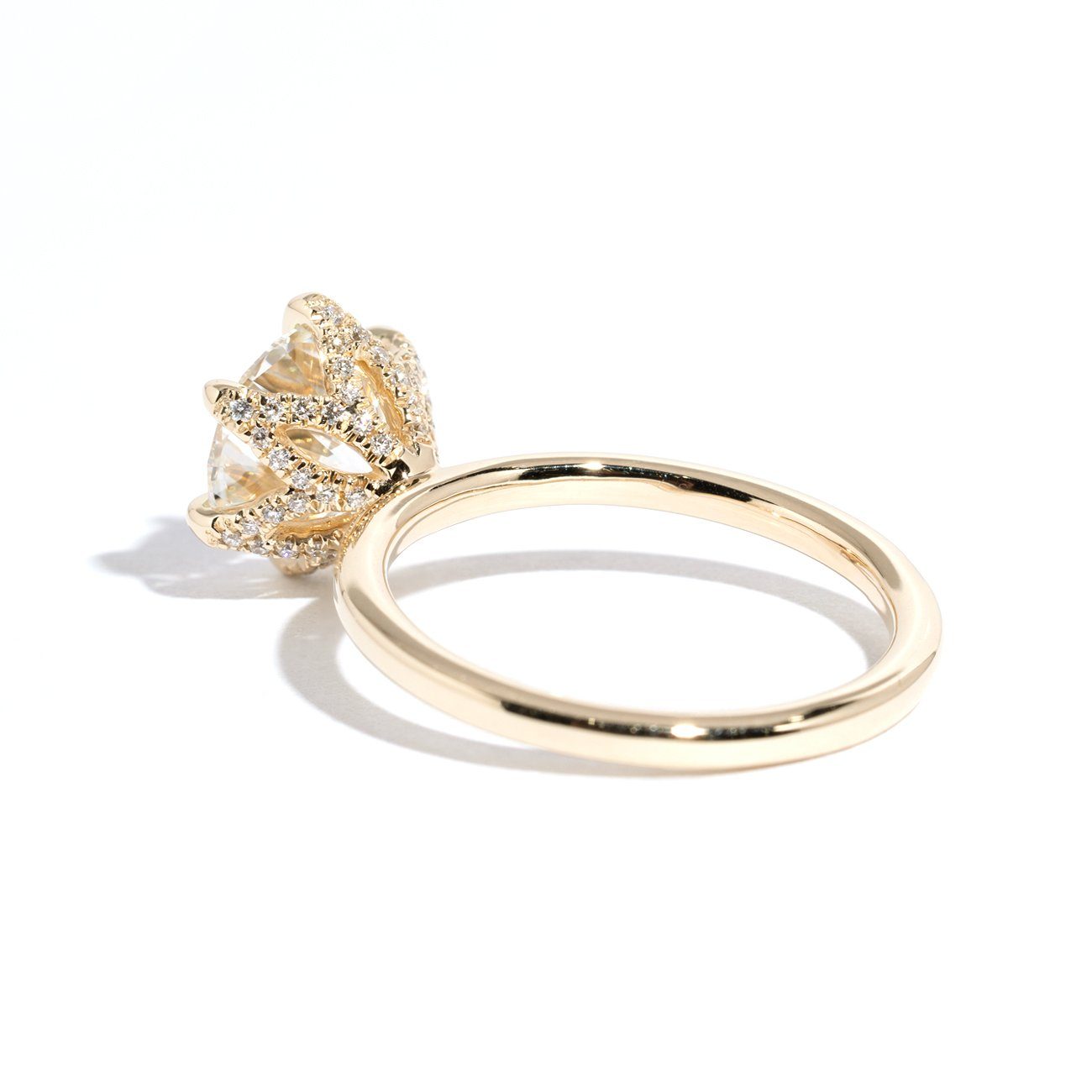 1.6mm Samantha Round High Polish Engagement Rings Princess Bride Diamonds