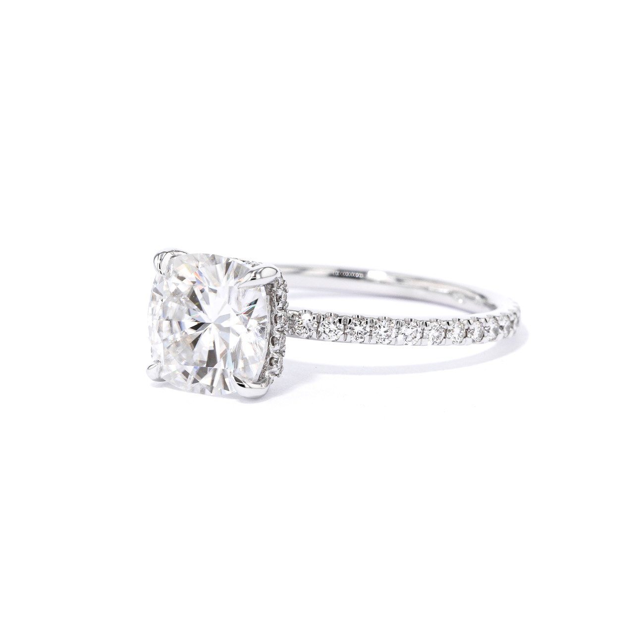 1.6mm Stephanie Cushion Engagement Rings Princess Bride Diamonds
