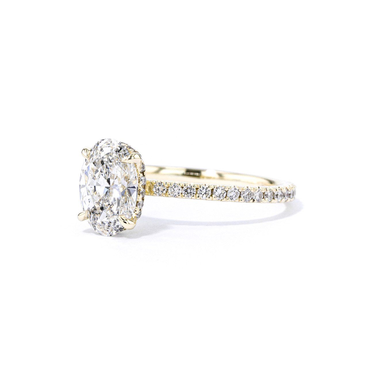 1.6mm Stephanie Oval Engagement Rings Princess Bride Diamonds