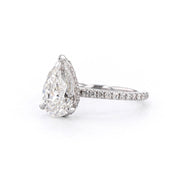 1.6mm Stephanie Pear Engagement Rings Princess Bride Diamonds
