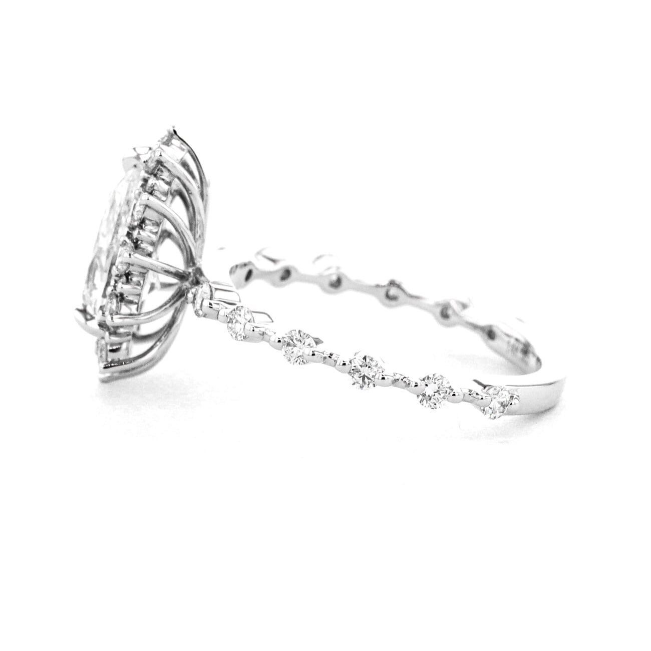 1.8mm Kaia Pear Engagement Rings Princess Bride Diamonds