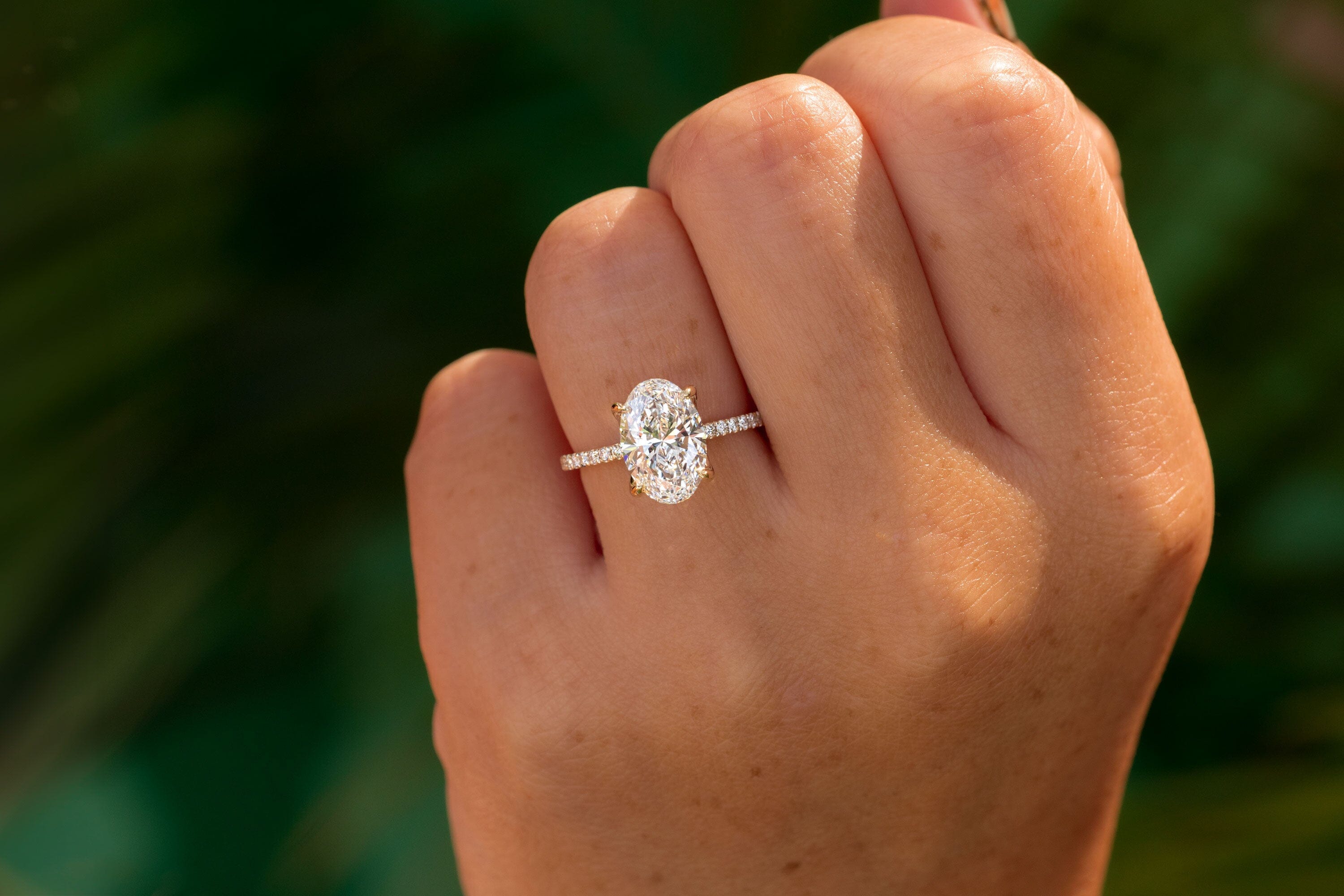 Rings With Moissanite