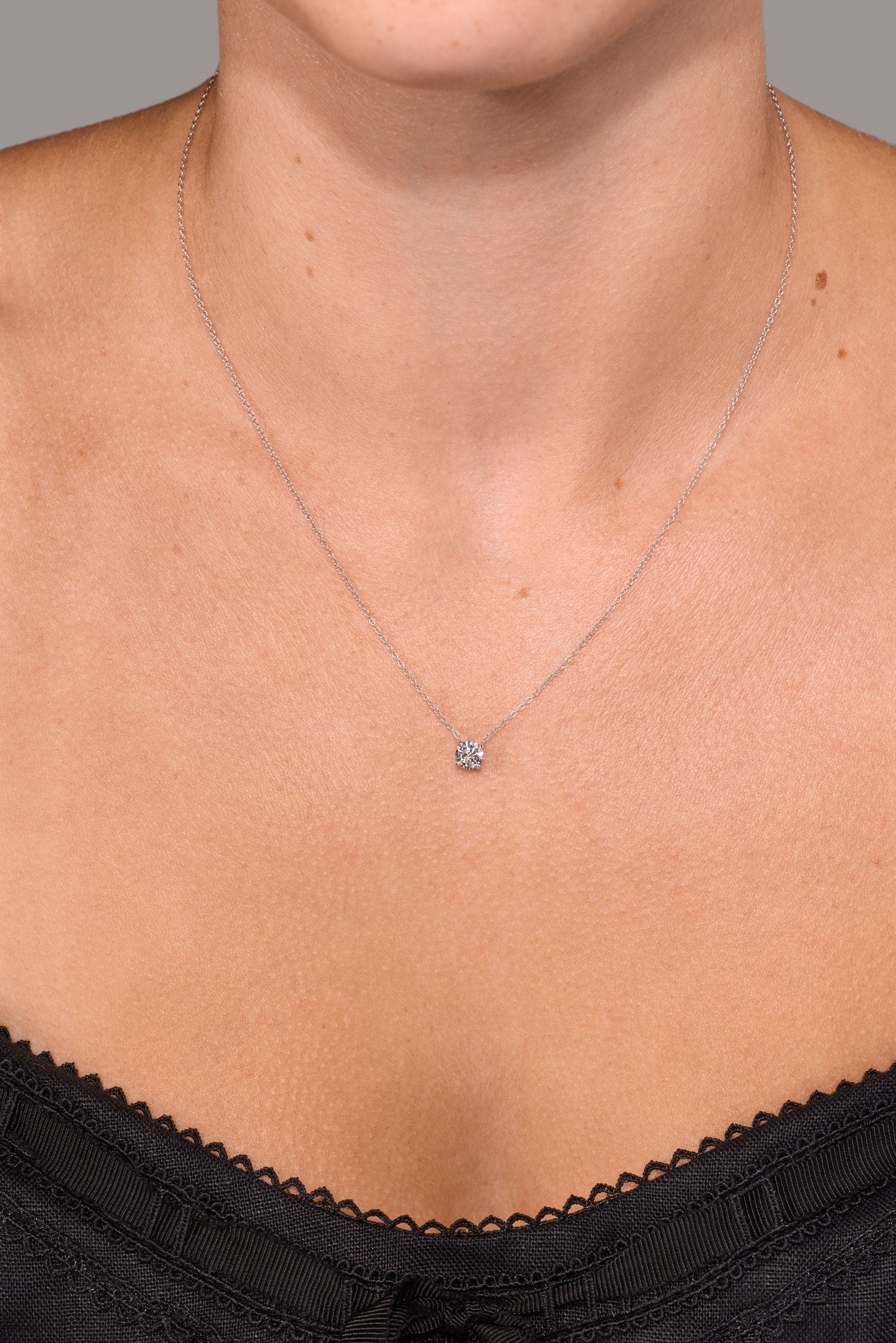0.48ct D-VS1 Core Round Solitaire Necklace