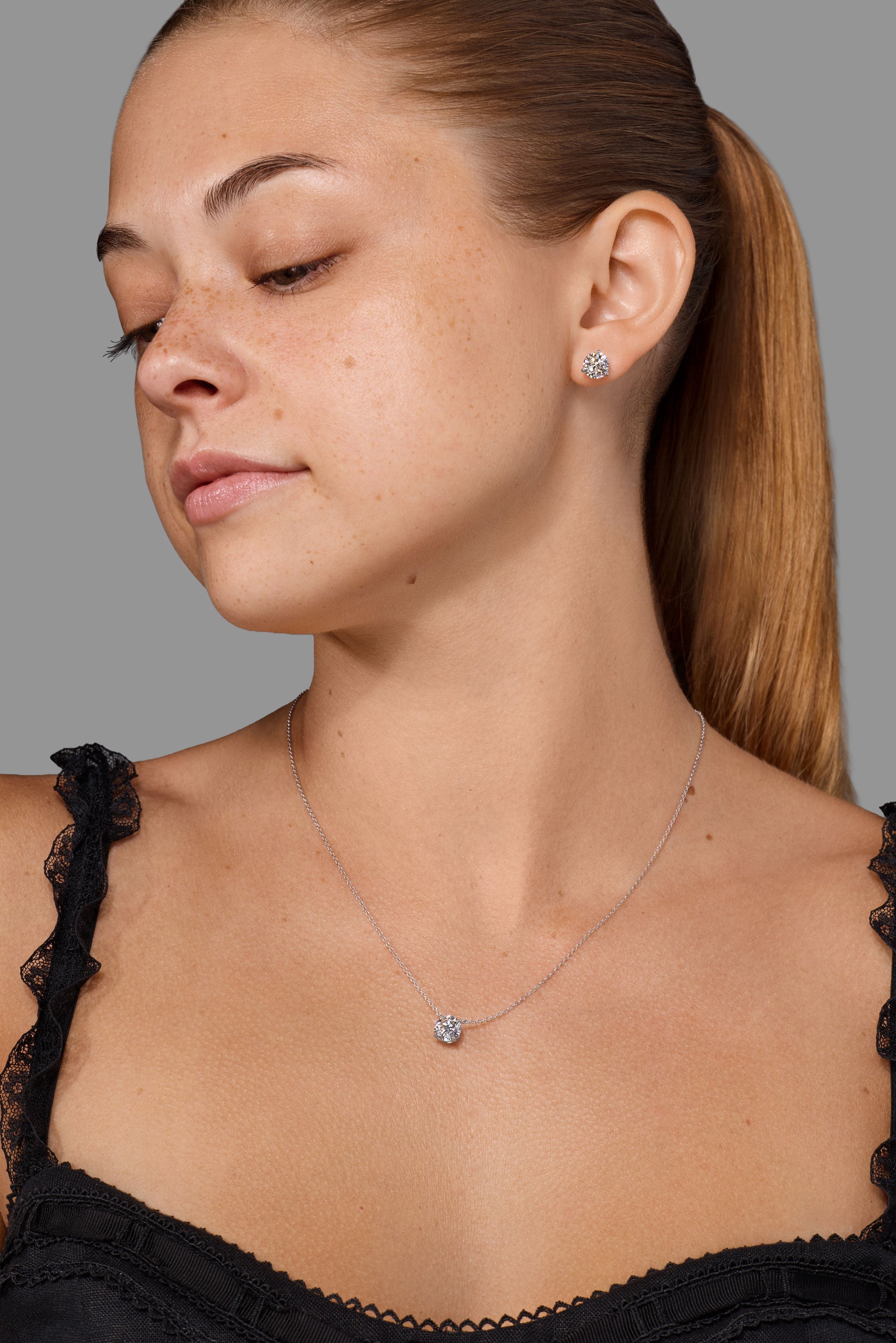 1.53ct-Core-Round-Solitaire-Necklace-2.jpg