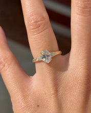 1.04ct D-VS1 Oval Lab Diamond Isla - PBD Engagement Rings