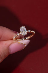 1.06ct D-VVS1 Oval Lab Diamond Daisy