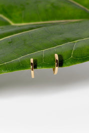 11x1.5mm Core High Polish Huggie 14k Yellow - PBD Earrings