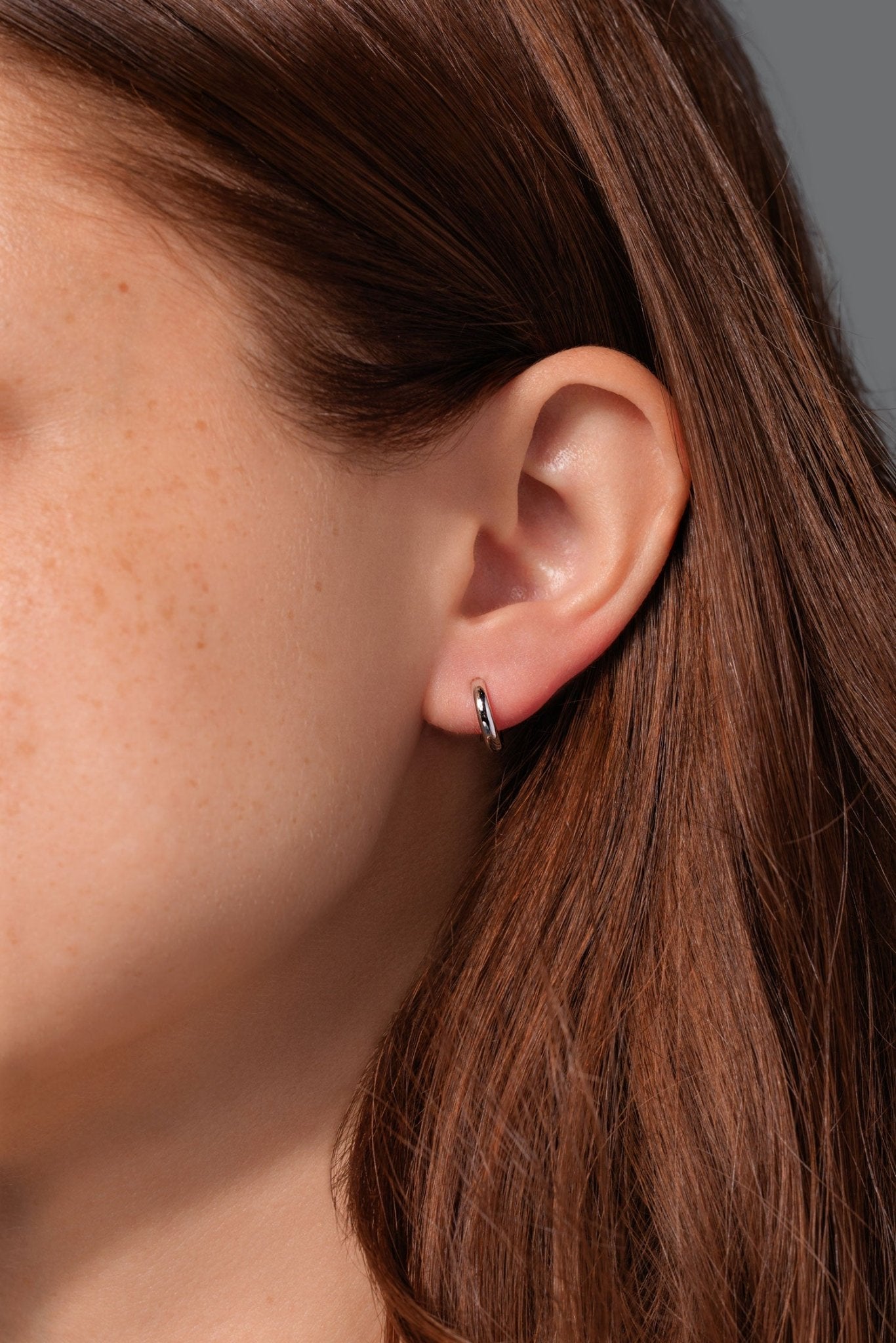 11x2mm Core High Polish Huggie 14k White - PBD Earrings