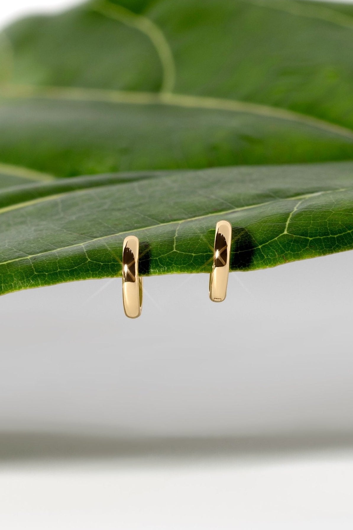 11x2mm Core High Polish Huggie 14k Yellow - PBD Earrings