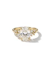 2.21ct E-VVS2 Oval Lab Diamond Nova