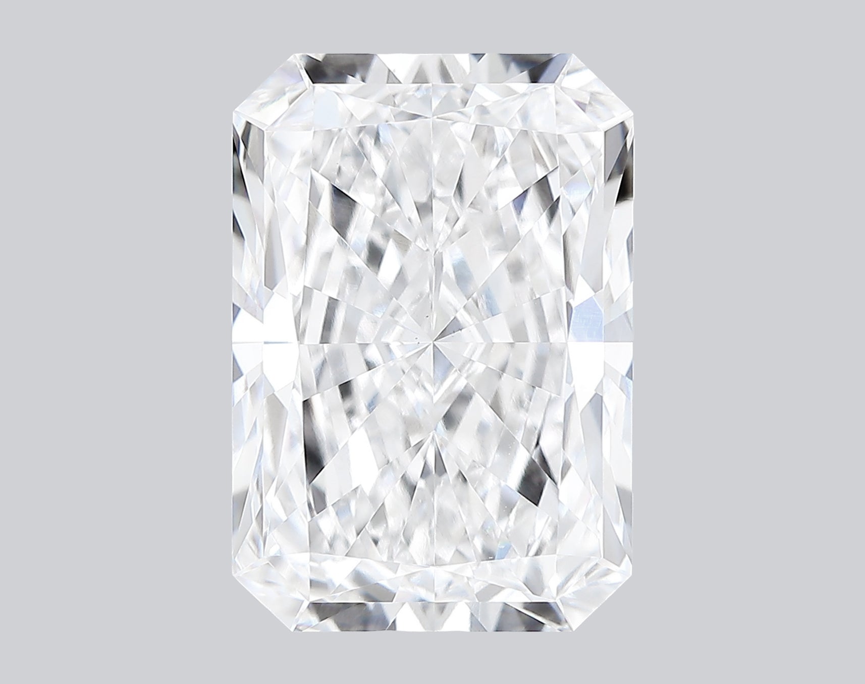 4.07 Carat D-VS1 Radiant Lab Grown Diamond - IGI (#123145)