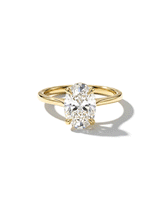 2.02ct D-VVS1 Oval Lab Diamond Leah Cathedral
