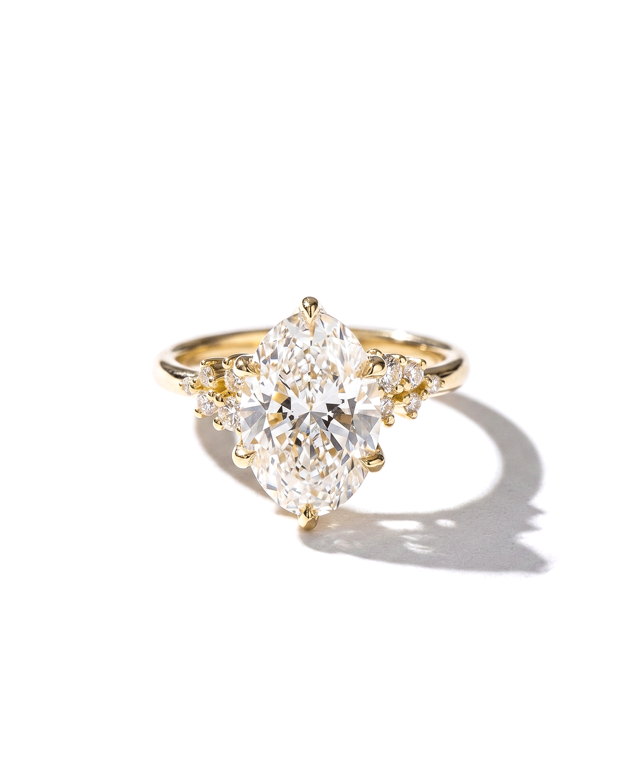 3.54ct Oval Lab Diamond 6 Prong Nova