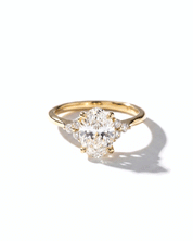 2.02ct E-VS1 Oval Lab Diamond Lindsey