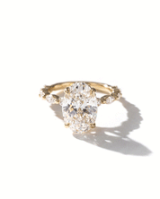 4.02ct D-VS1 Oval Lab Diamond Rei
