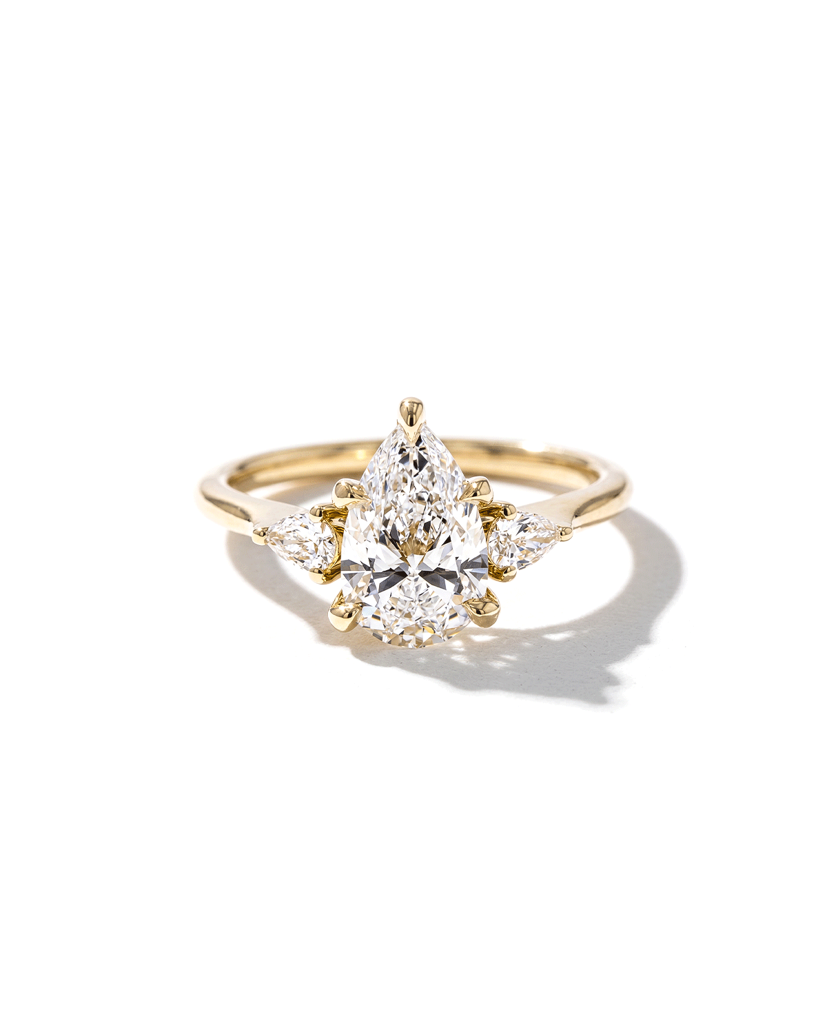 1.52ct D-VVS2 Pear Lab Diamond Petite Gracie