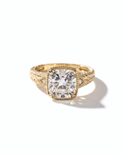 3.06ct D-VS1 Cushion Lab Diamond Evelyn