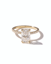 2.02ct E-VVS2 Radiant Lab Diamond Stephanie