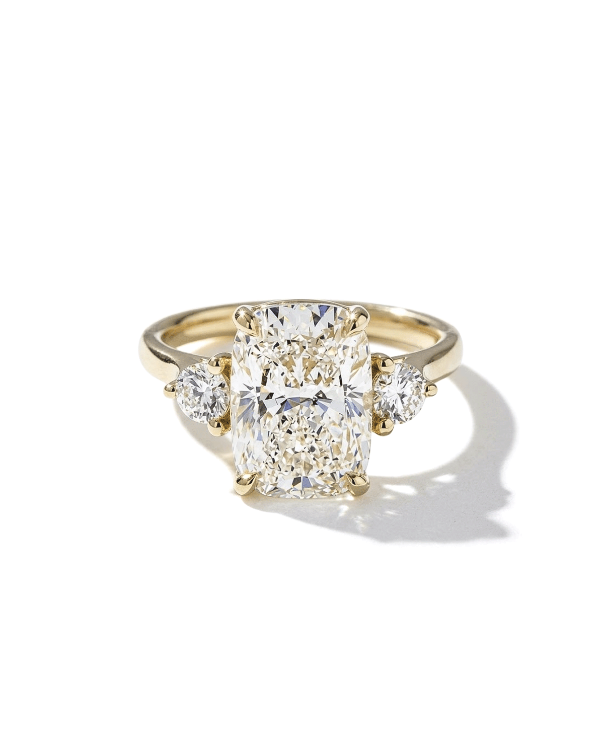 4.06ct F-VVS2 Cushion Lab Diamond Meghan
