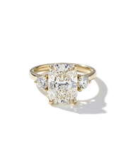 4.06ct F-VVS2 Cushion Lab Diamond Meghan