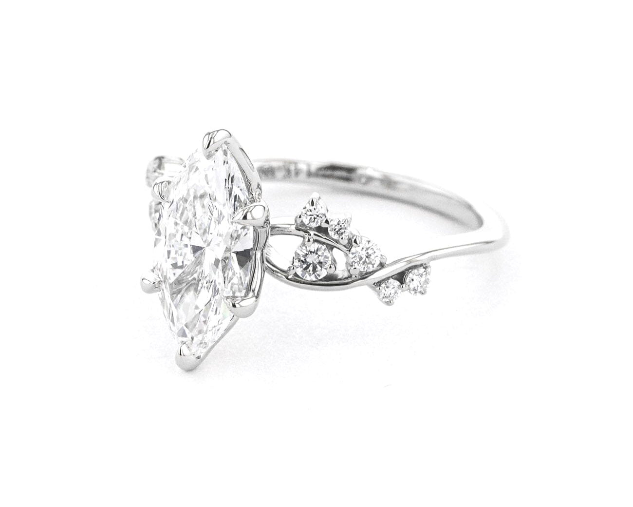 1.6mm Ariel Marquise Engagement Rings Princess Bride Diamonds 