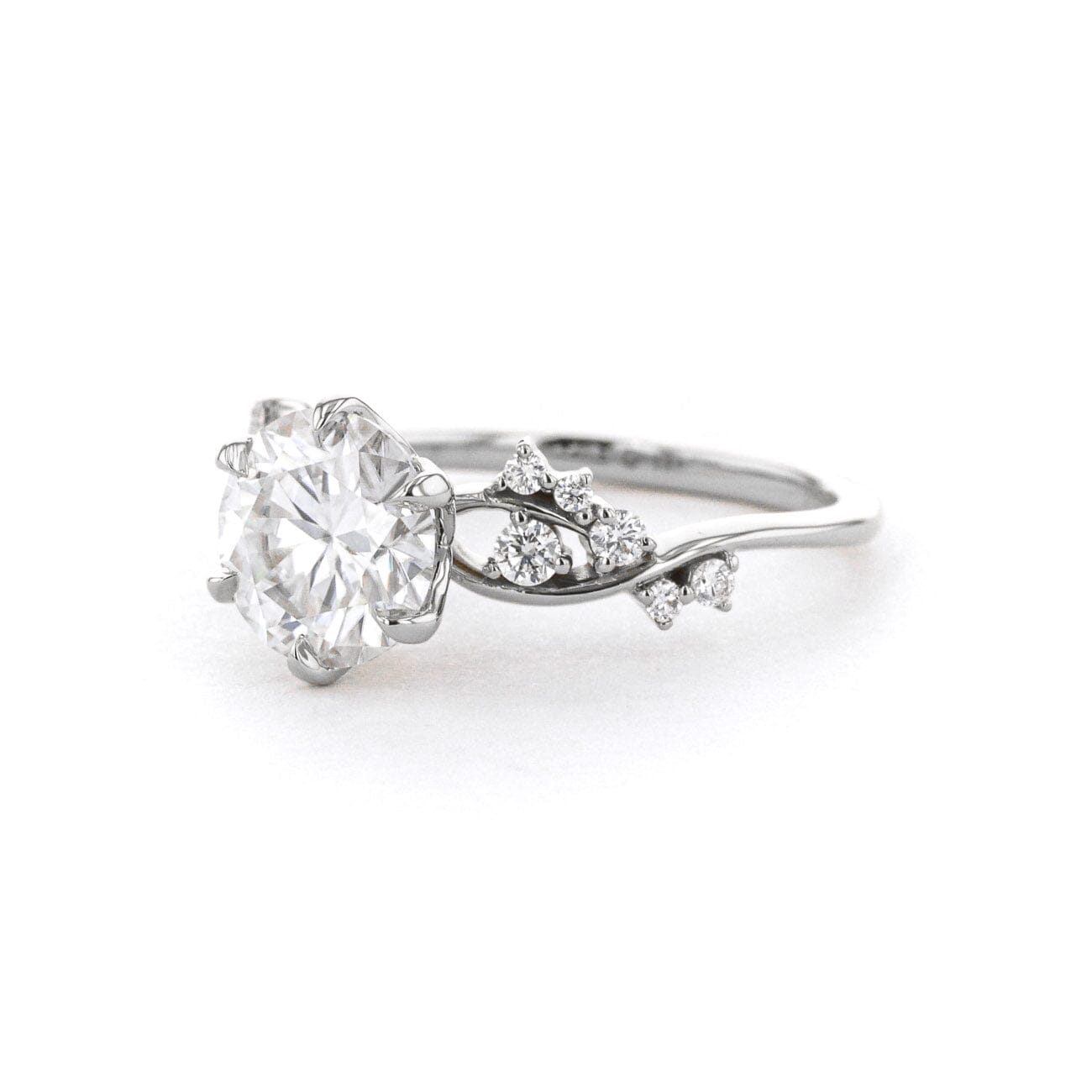 1.6mm Ariel Round Engagement Rings Princess Bride Diamonds 